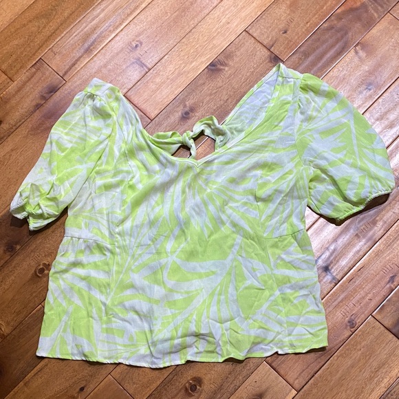 torrid Tops - Torrid Lime Leaf Print Blouse